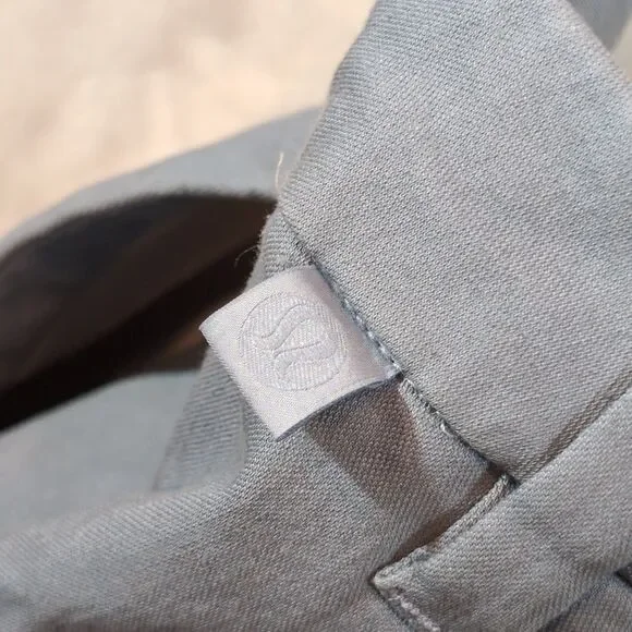 Lululemon Commission Shorts Mens 34 Classic Fit Blue 9” Warpstreme Chinos Golf - Picture 10 of 10